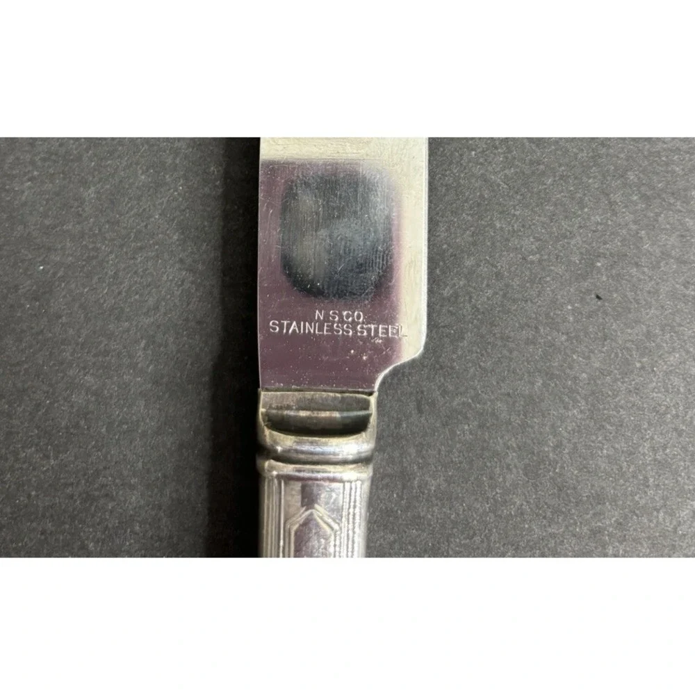 National Silver Co. tarnished can